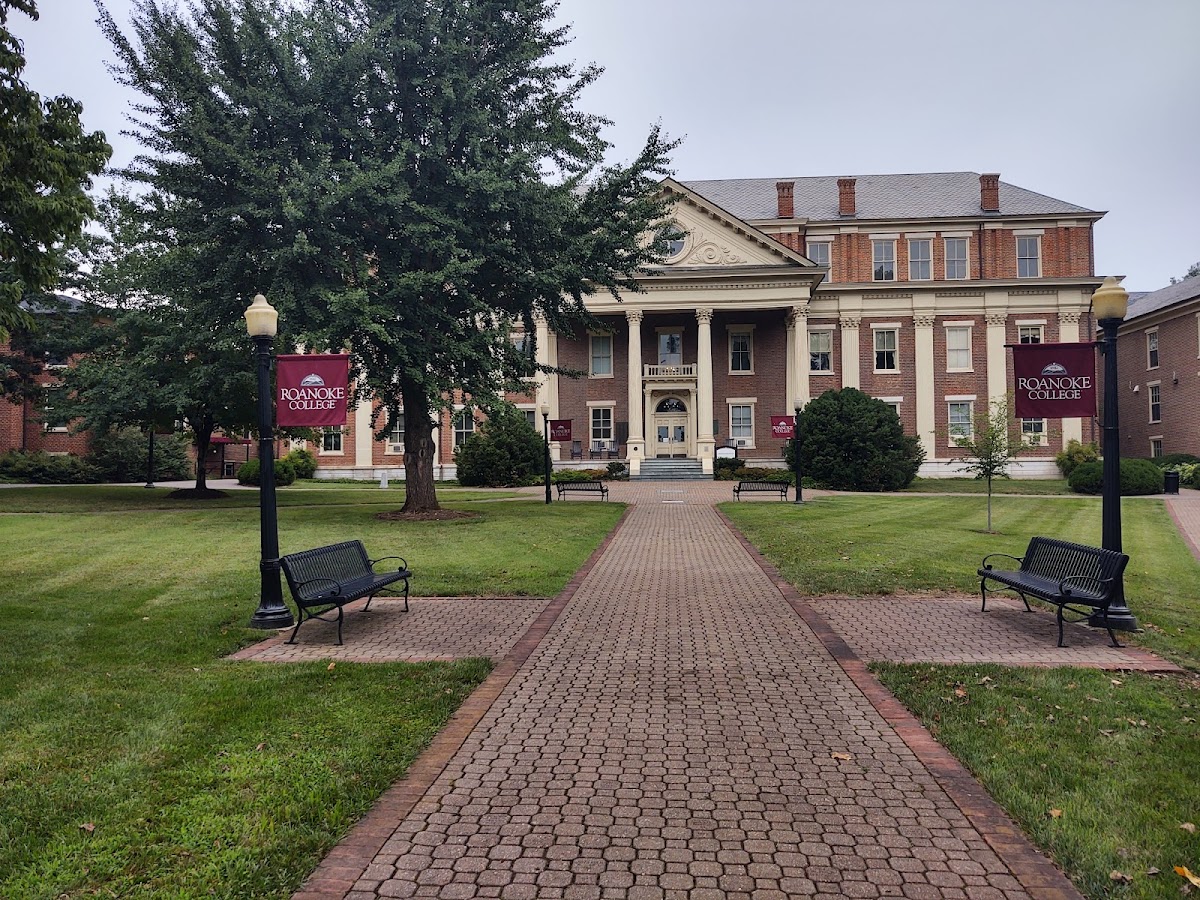 Roanoke College photo 7