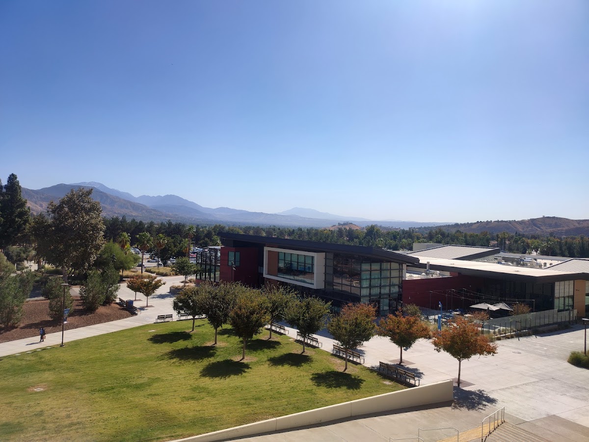 California State University San Bernardino photo 6