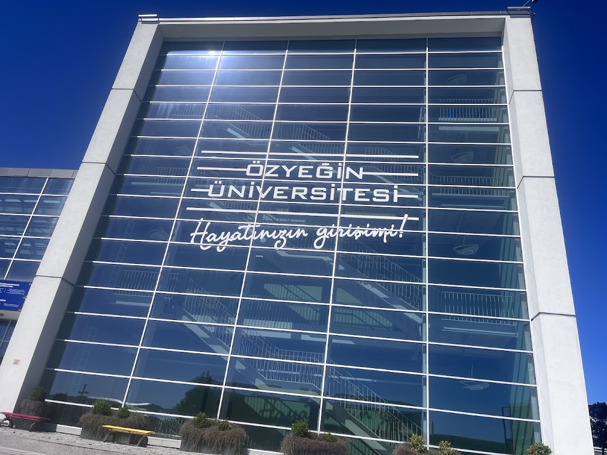 Özyeğin University photo 8