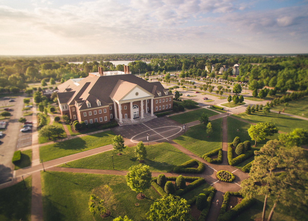 Regent University photo 2