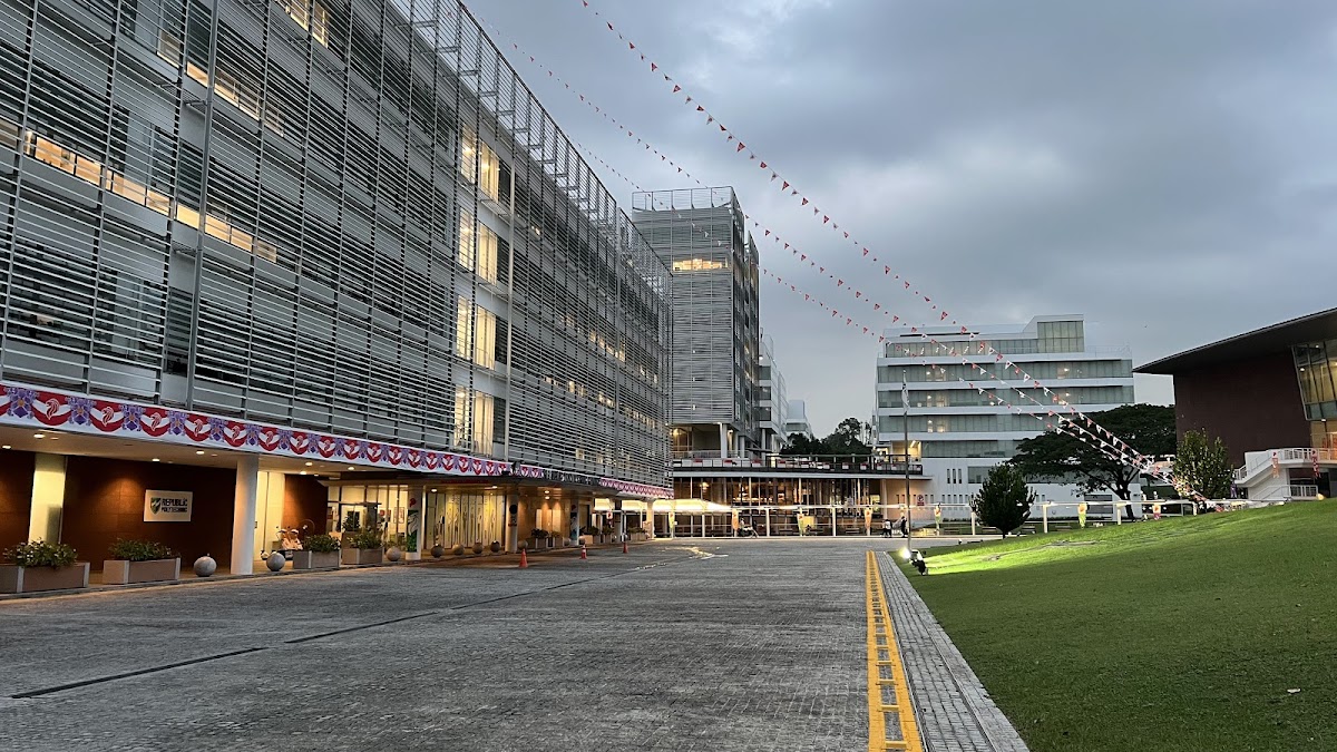 Republic Polytechnic photo 1