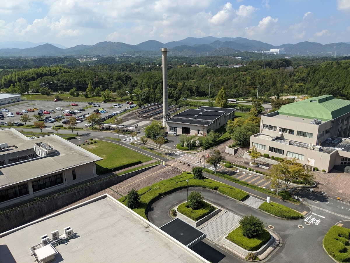 Hiroshima University photo 7