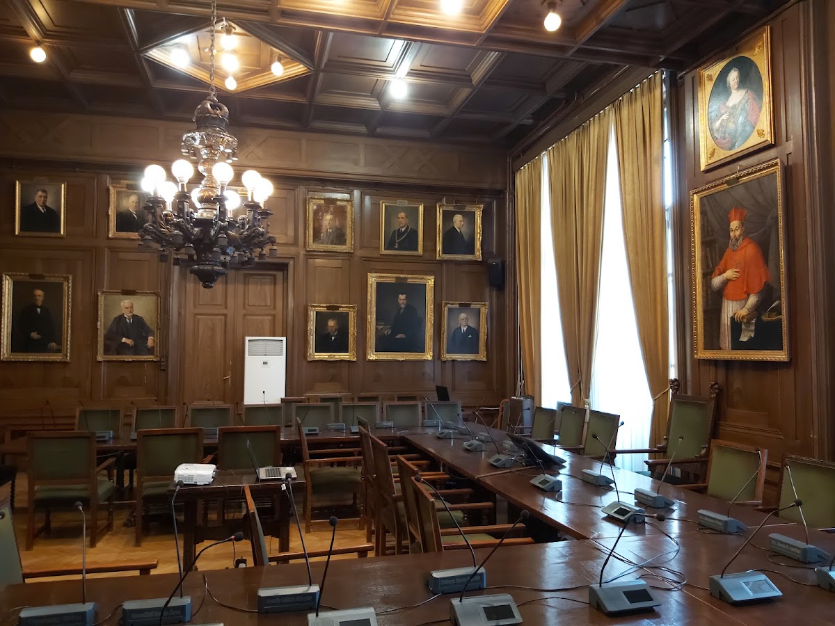 Semmelweis University photo 4