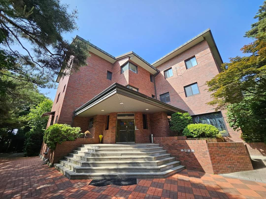 Catholic University of Korea photo 3