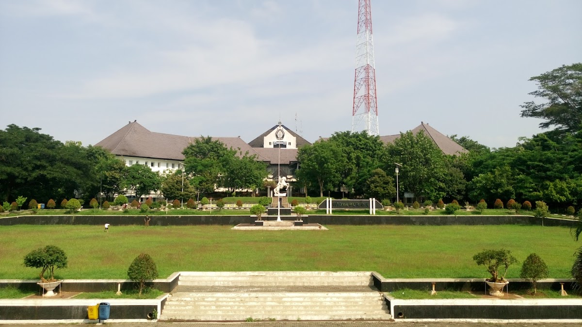 Diponegoro University photo 2