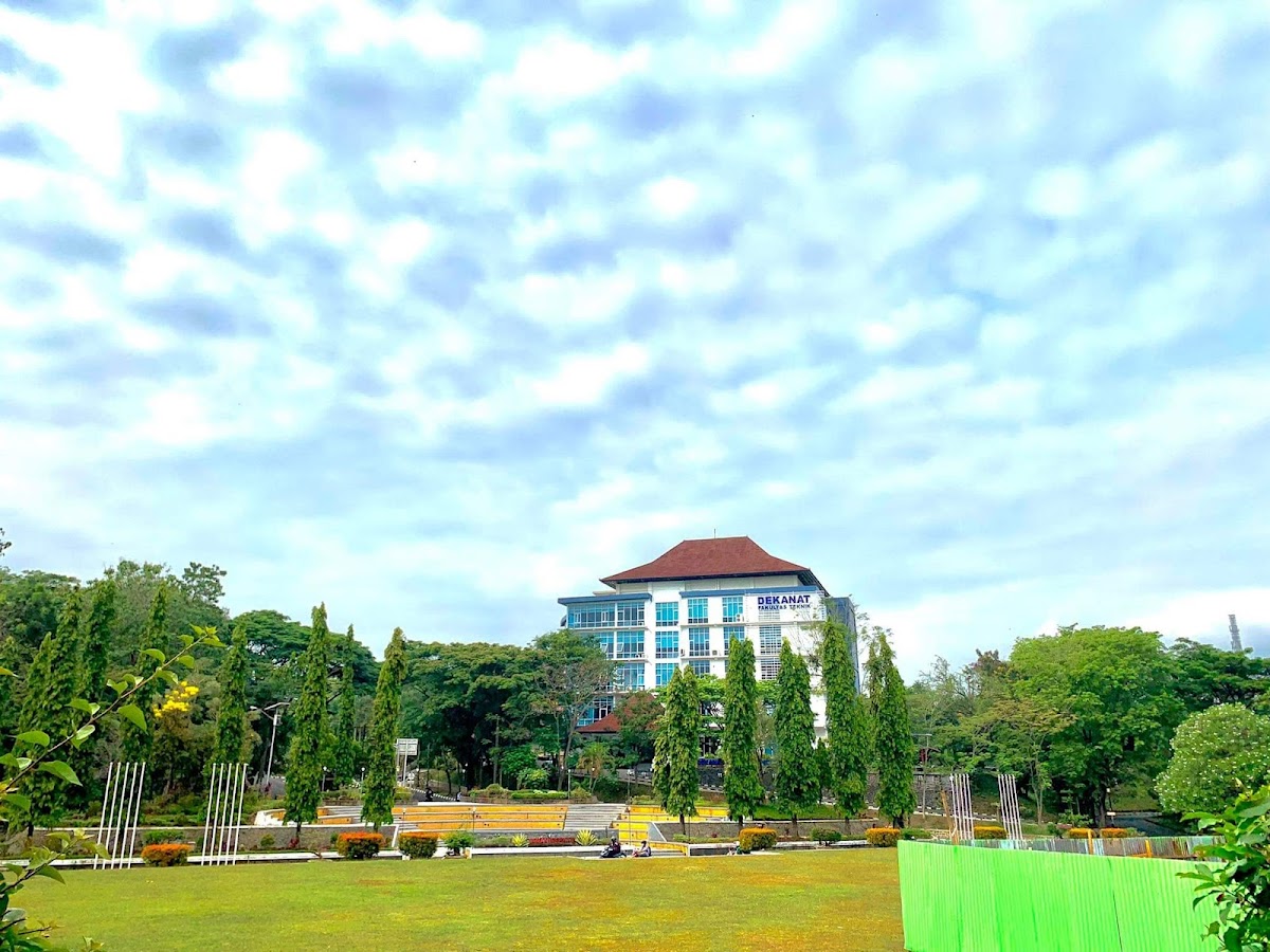 Diponegoro University photo 7