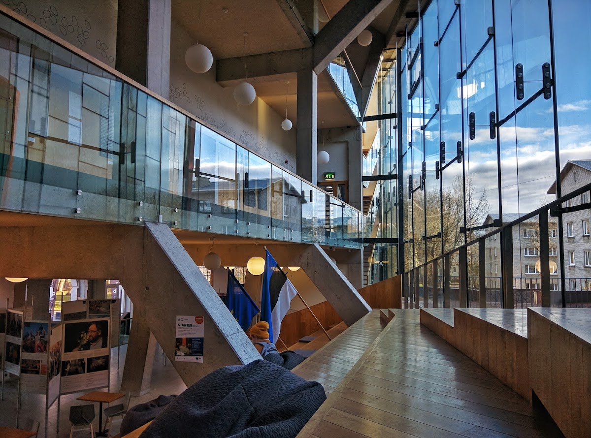 Narva College of the University of Tartu photo 4