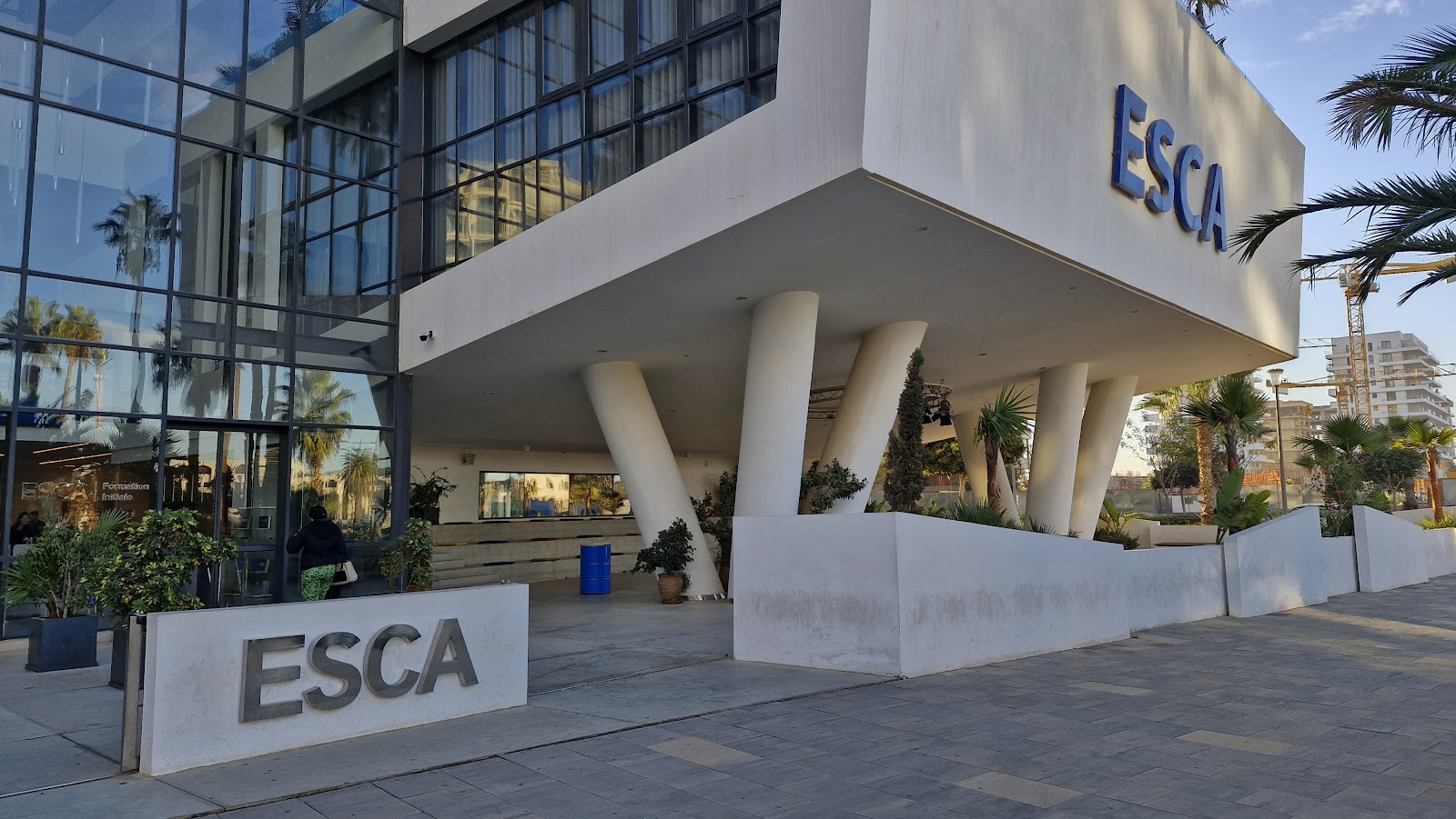 ESCA Ecole de Management