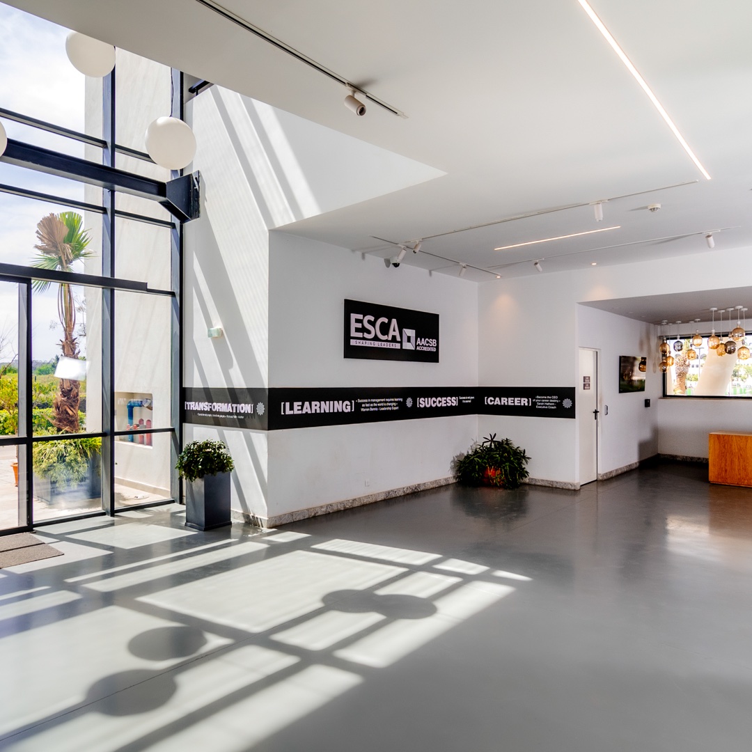 ESCA Ecole de Management photo 5