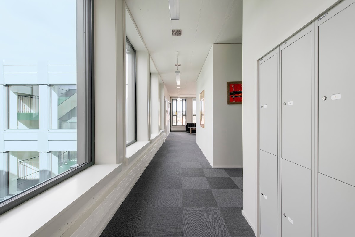 Swiss School of Business and Management photo 6