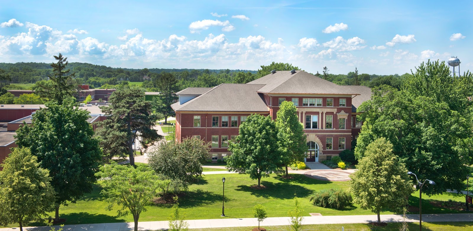 UW-River Falls campus
