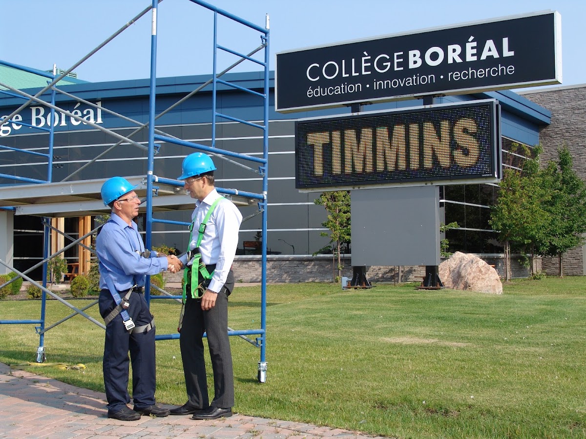 Collège du Nouvel-Ontario photo 2