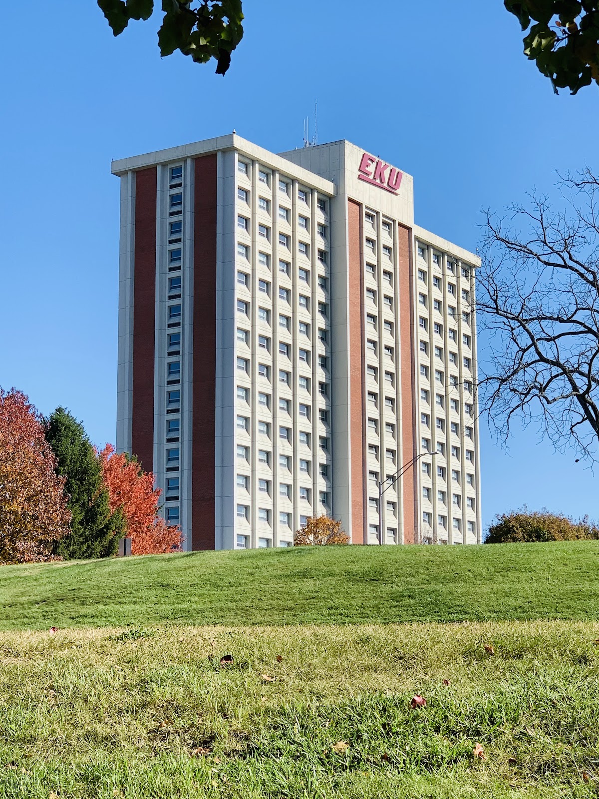 Eastern Kentucky University photo 9