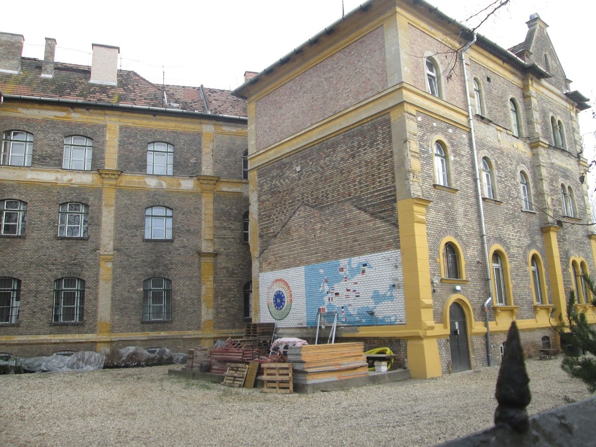 Avicenna International College photo 4