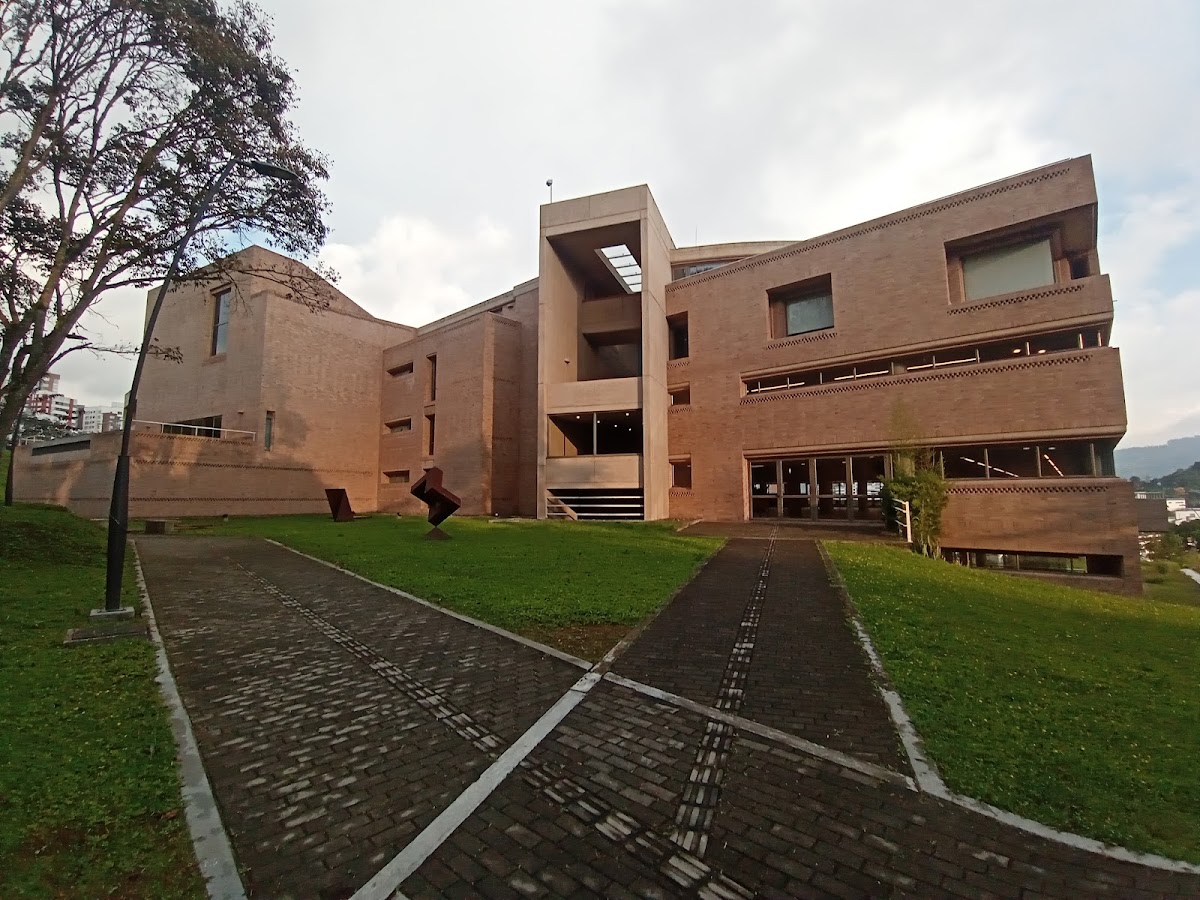 Universidad de Caldas photo 3