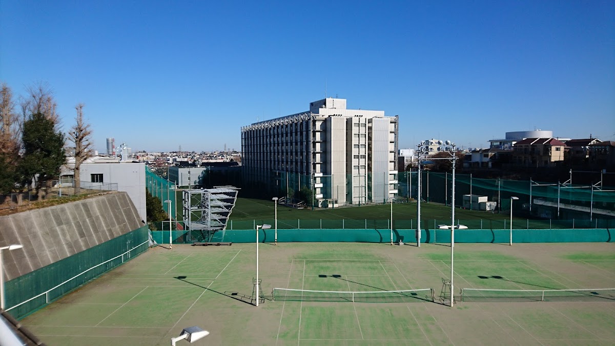 Kanagawa University photo 2