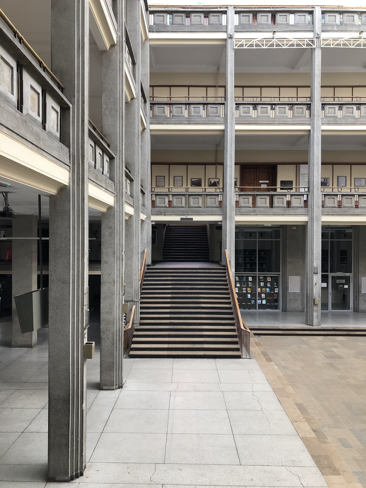 Warsaw School of Economics photo 8