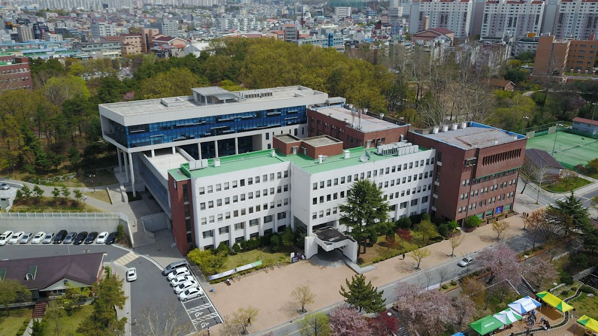 Hannam University photo 1