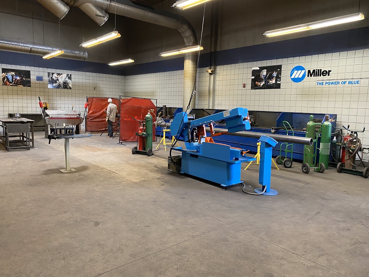 Technical Institute 2238 photo 4