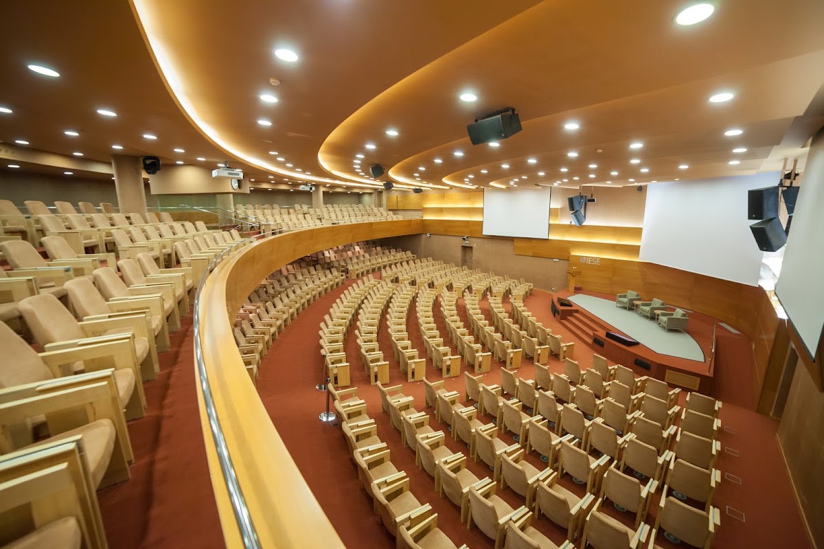 IESE Business School photo 2