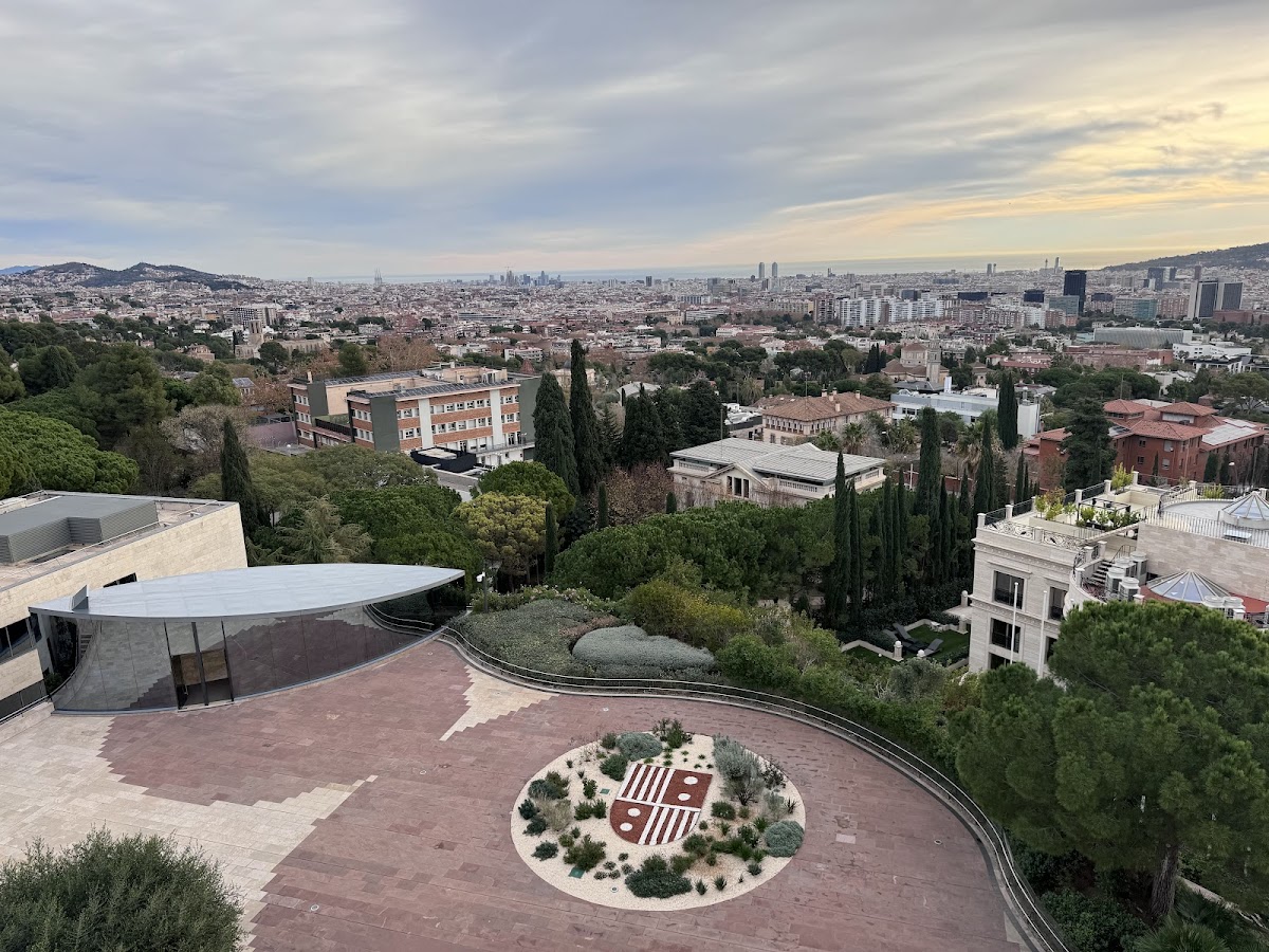 IESE Business School photo 4