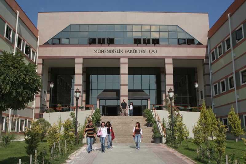 Kocaeli University photo 3