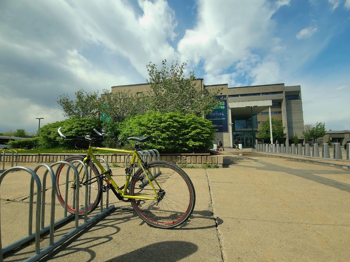 Collège André-Laurendeau photo 3