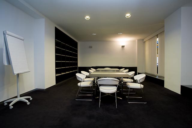 International School of Business and Management photo 4