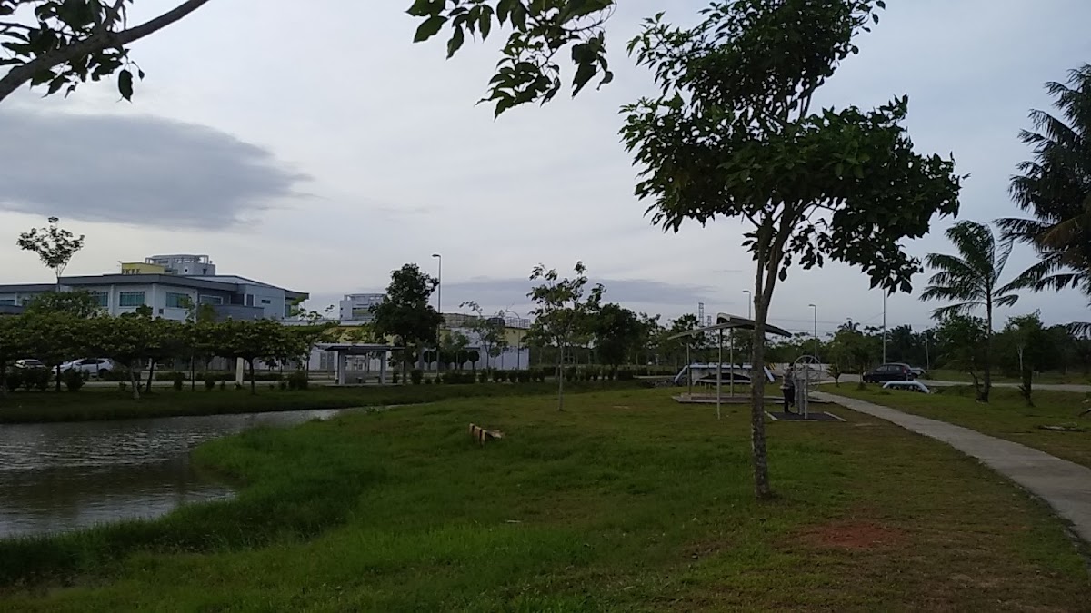 Universiti Tun Hussein Onn Malaysia photo 1