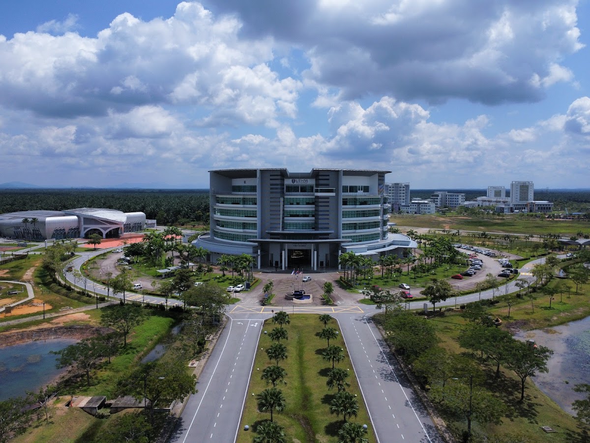 Universiti Tun Hussein Onn Malaysia photo 4