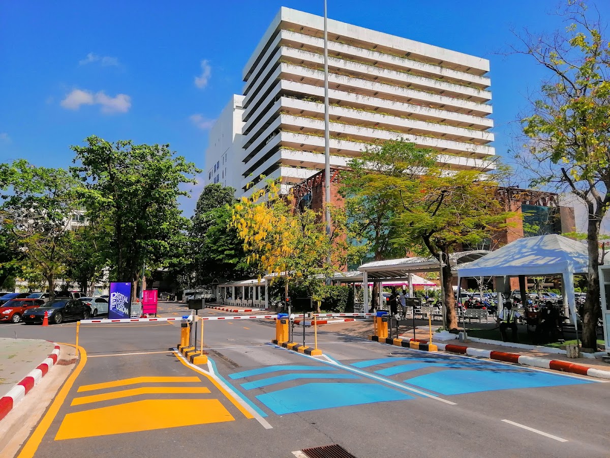 Sripatum University photo 4