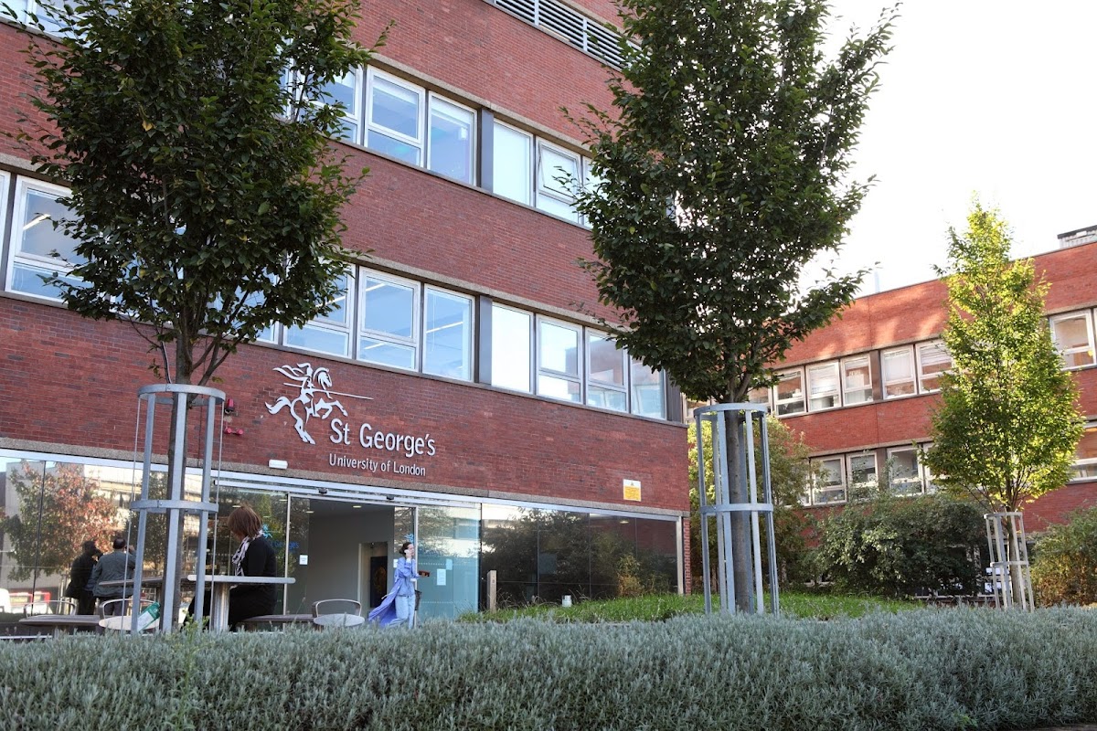St George's University of London photo 2