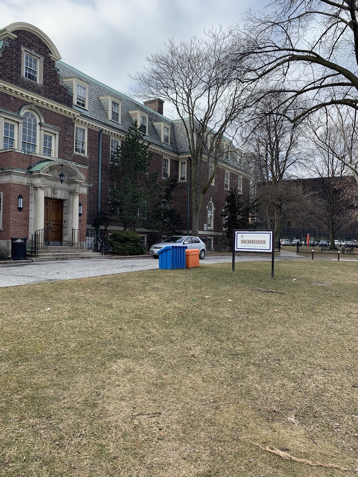 Woodsworth College photo 5