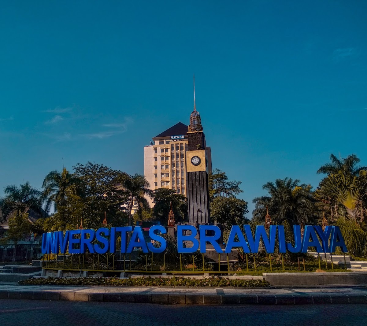 Brawijaya University photo 3