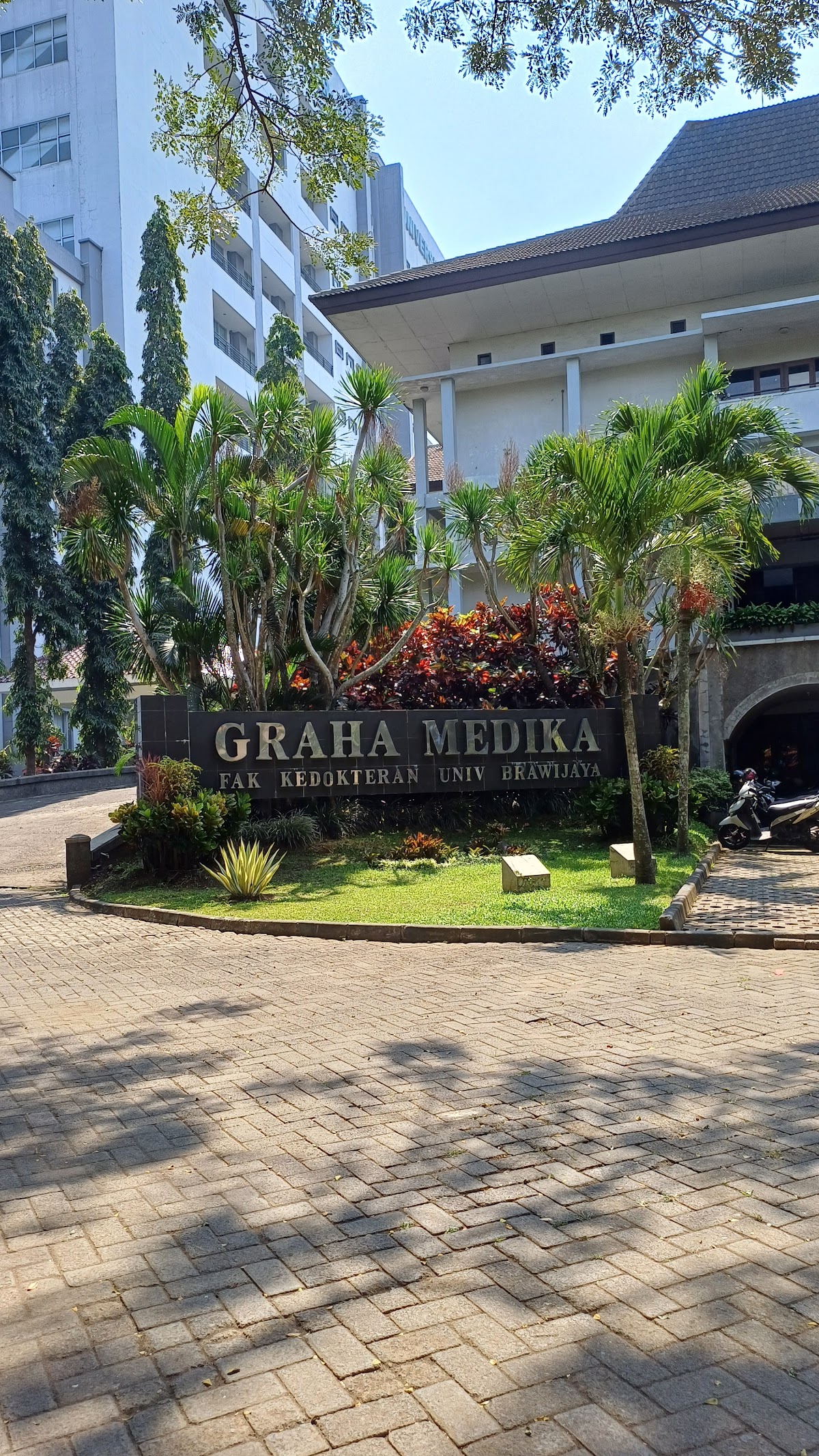 Brawijaya University photo 9