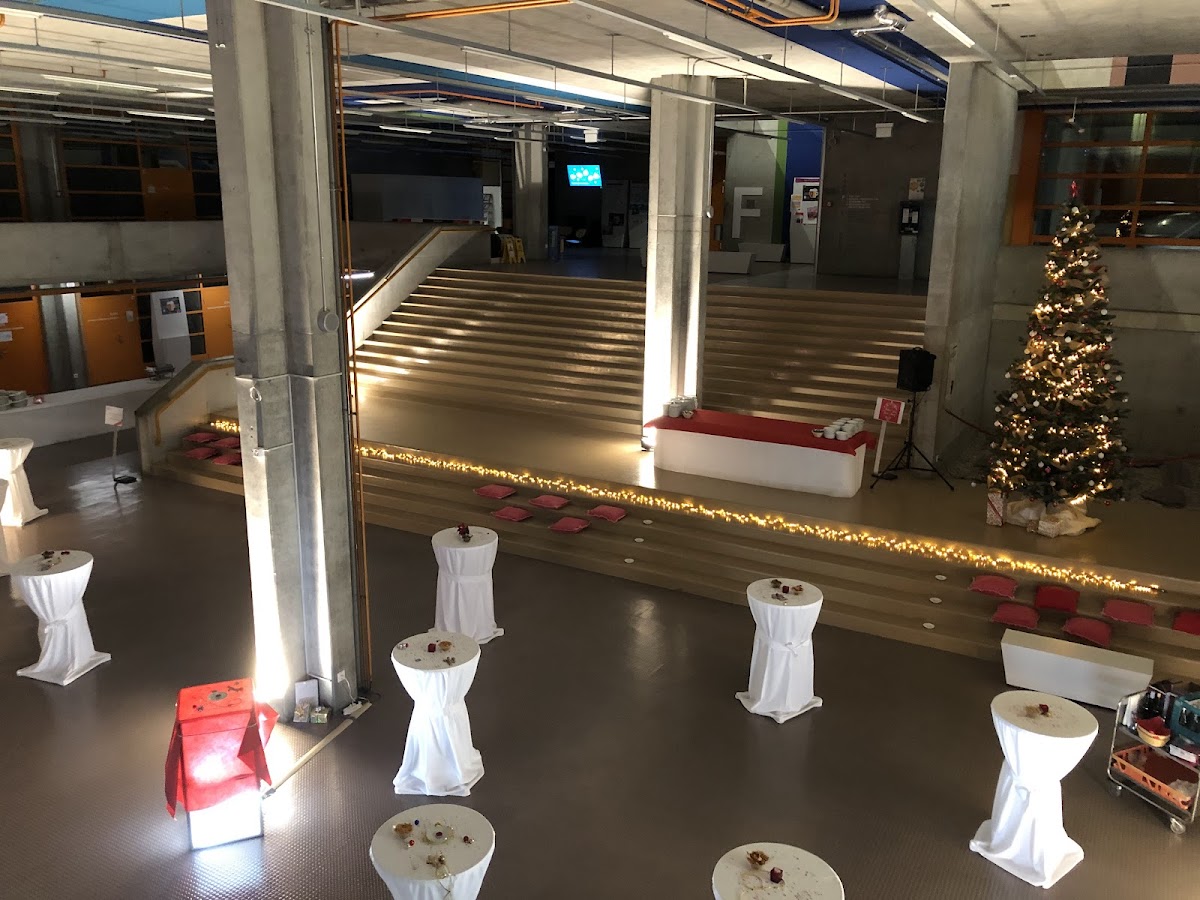 Haute école d'ingénierie et de gestion du canton de Vaud (HEIG-VD) photo 6