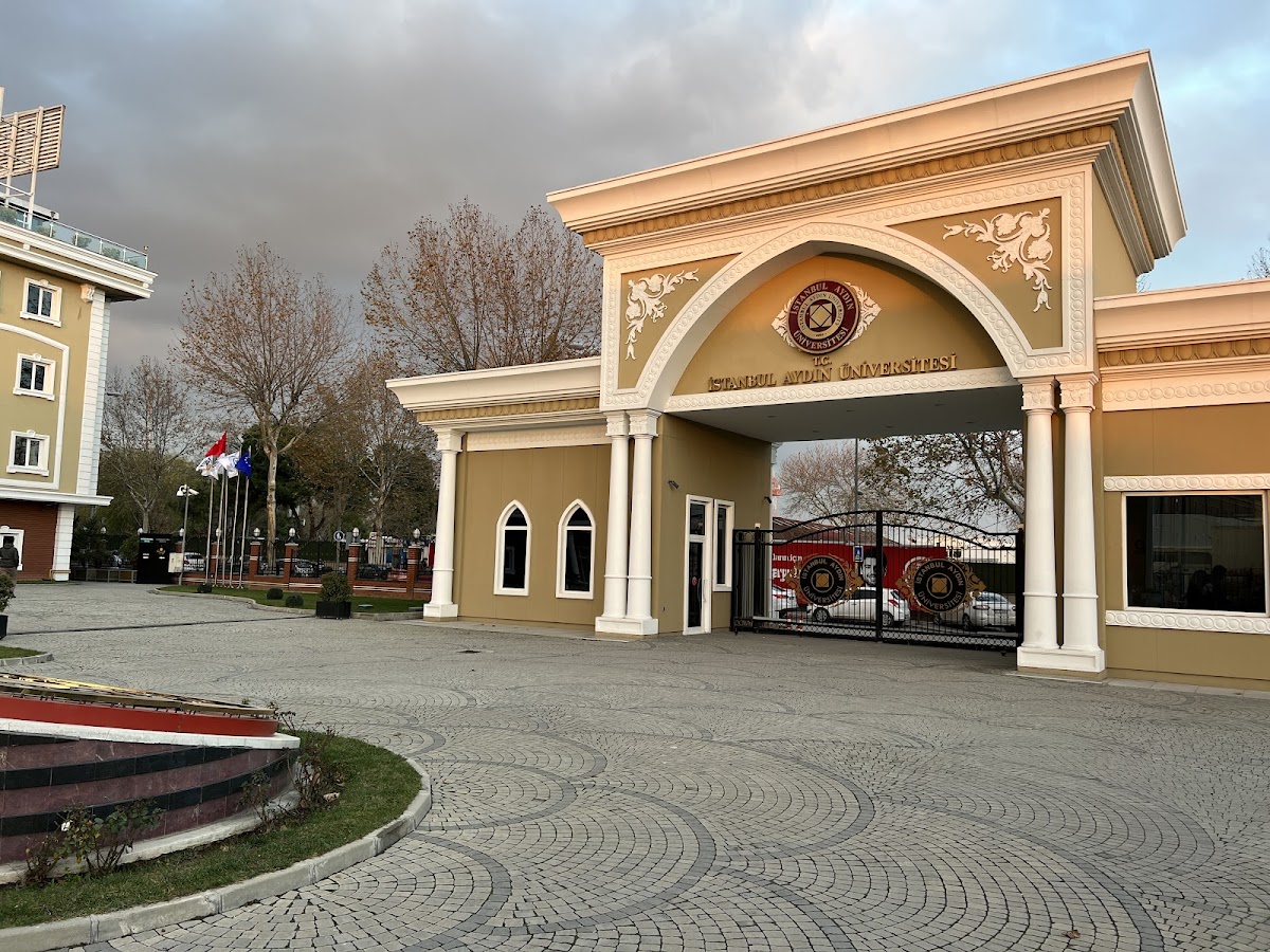 İstanbul Aydın University photo 2