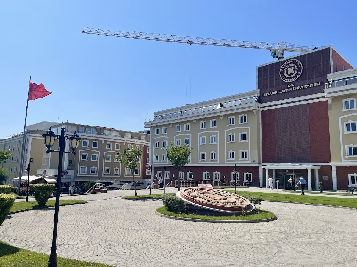 İstanbul Aydın University photo 4