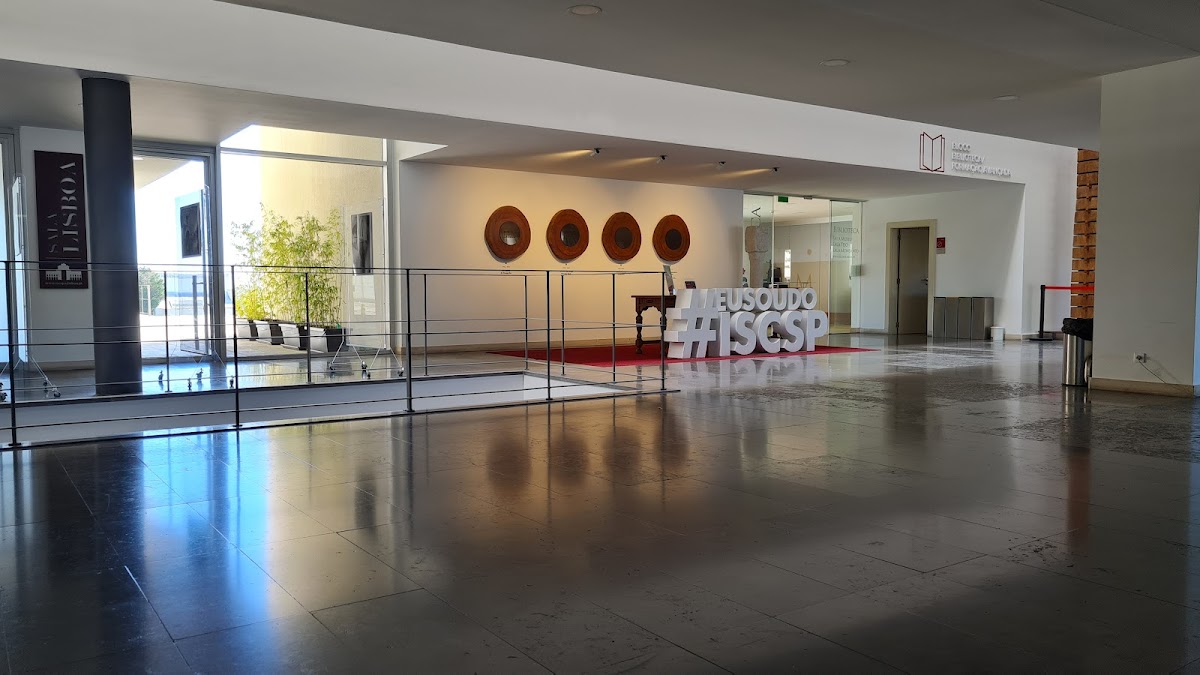 Instituto Superior de Ciências Sociais e Políticas photo 1