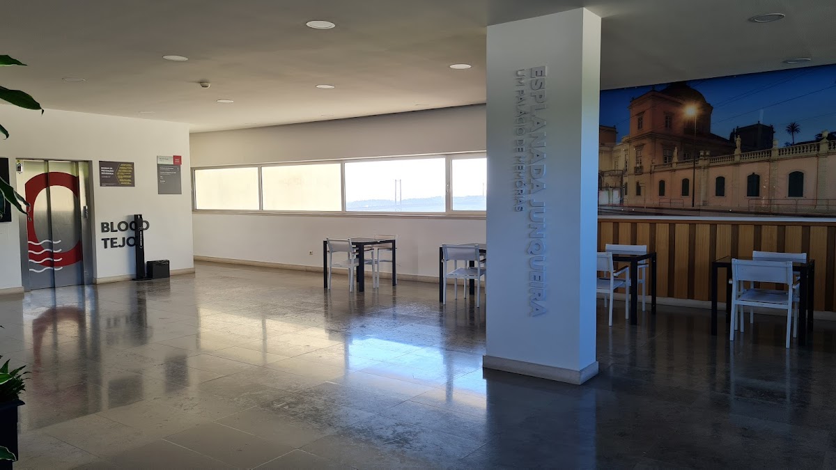 Instituto Superior de Ciências Sociais e Políticas photo 4