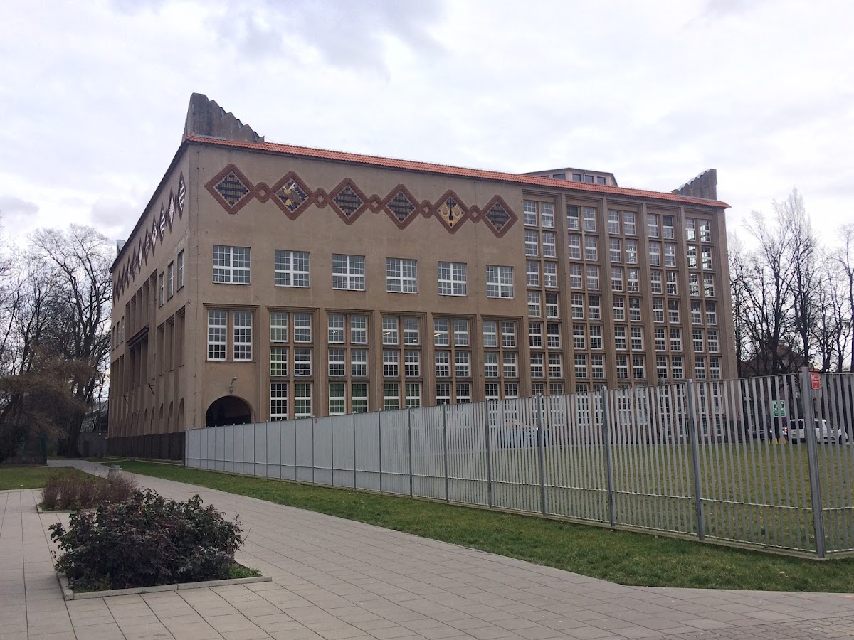 SGH Warsaw School of Economics photo 5