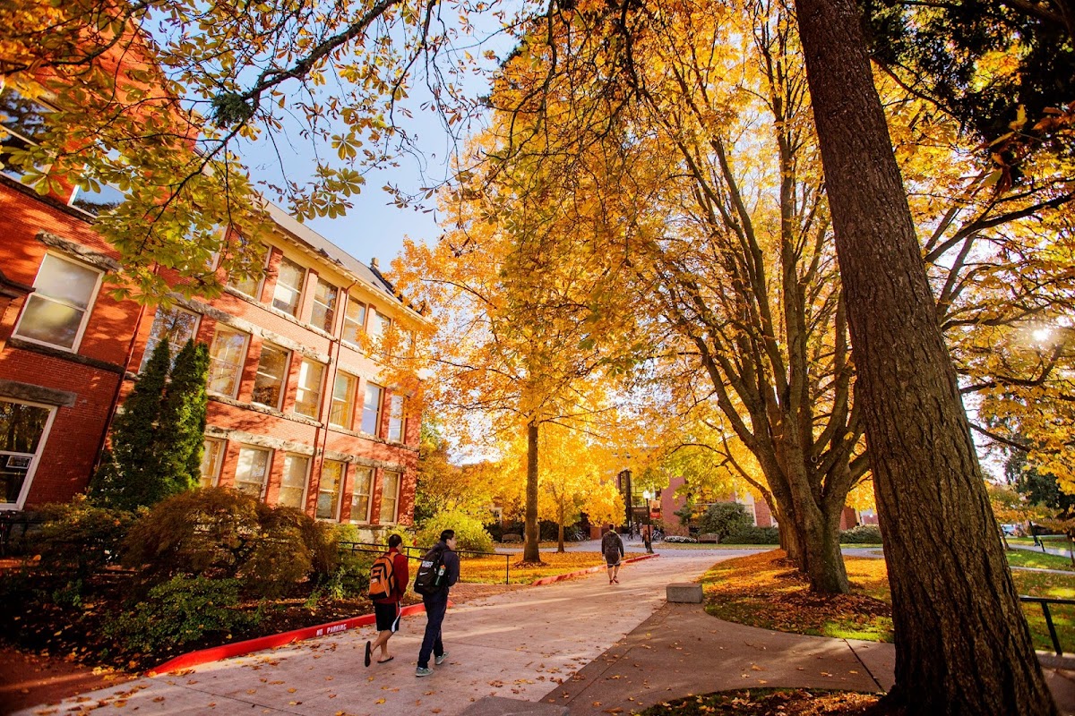 Willamette University photo 4