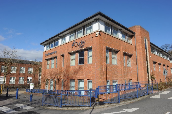 Dudley College photo 2