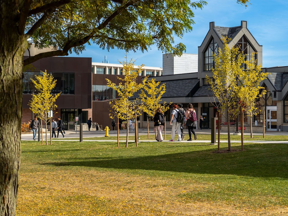 Huron University College photo 7