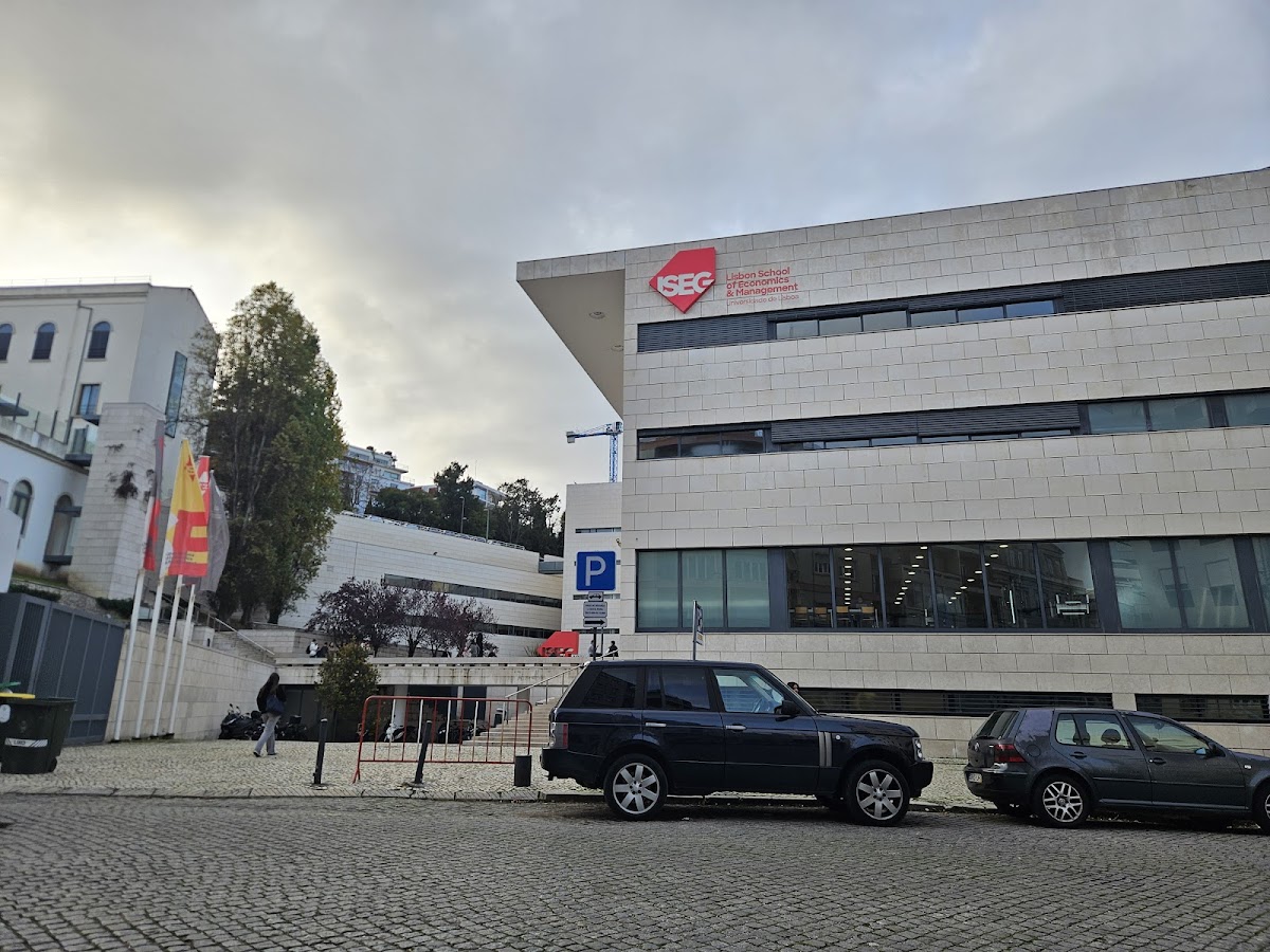Instituto Superior de Economia e Gestão (ISEG) photo 7