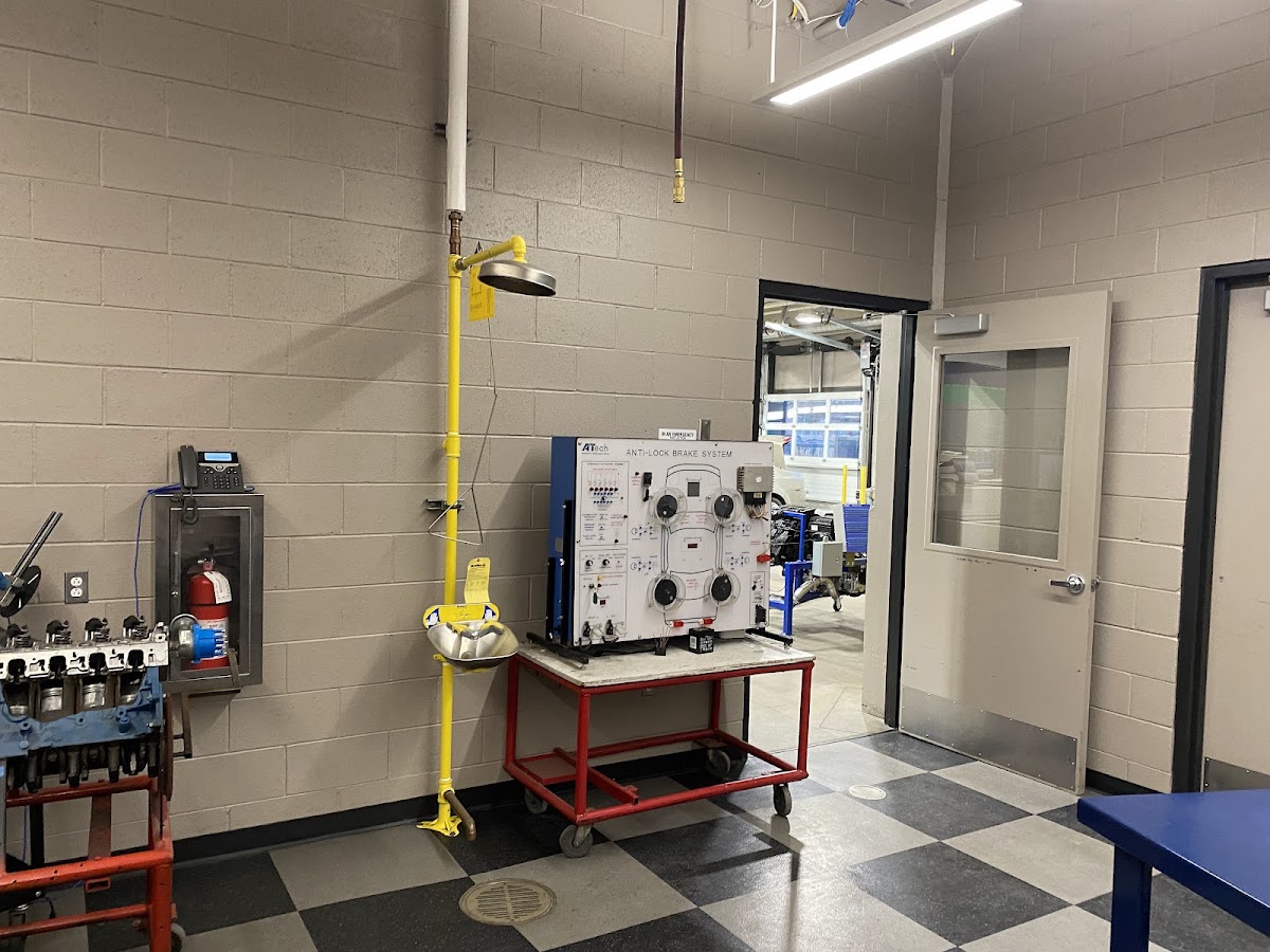 Technical Institute 2574 photo 6