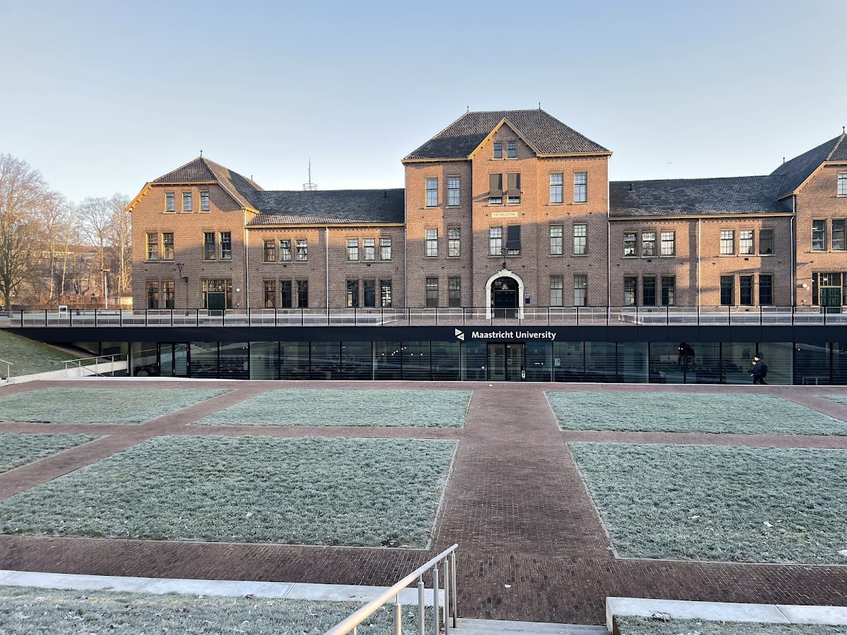 Maastricht University photo 7