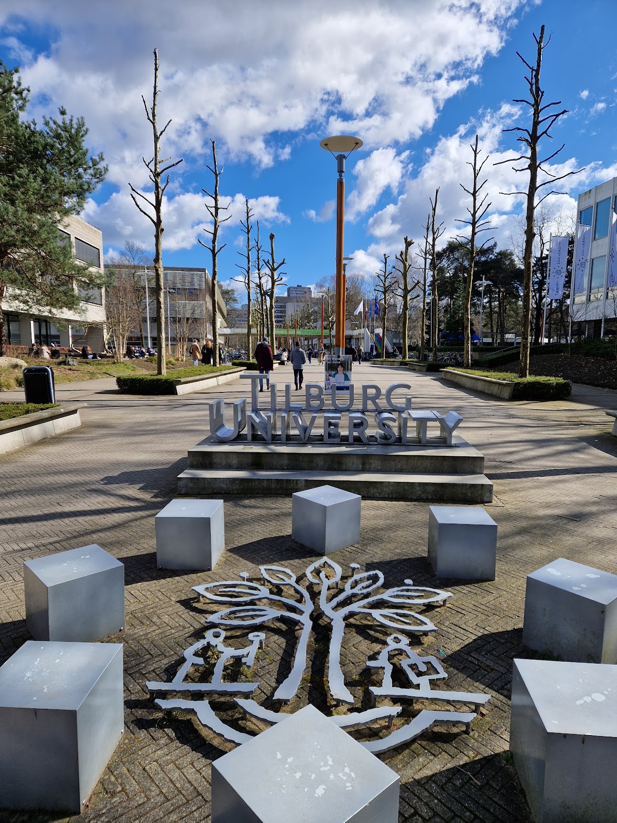 Tilburg University photo 8