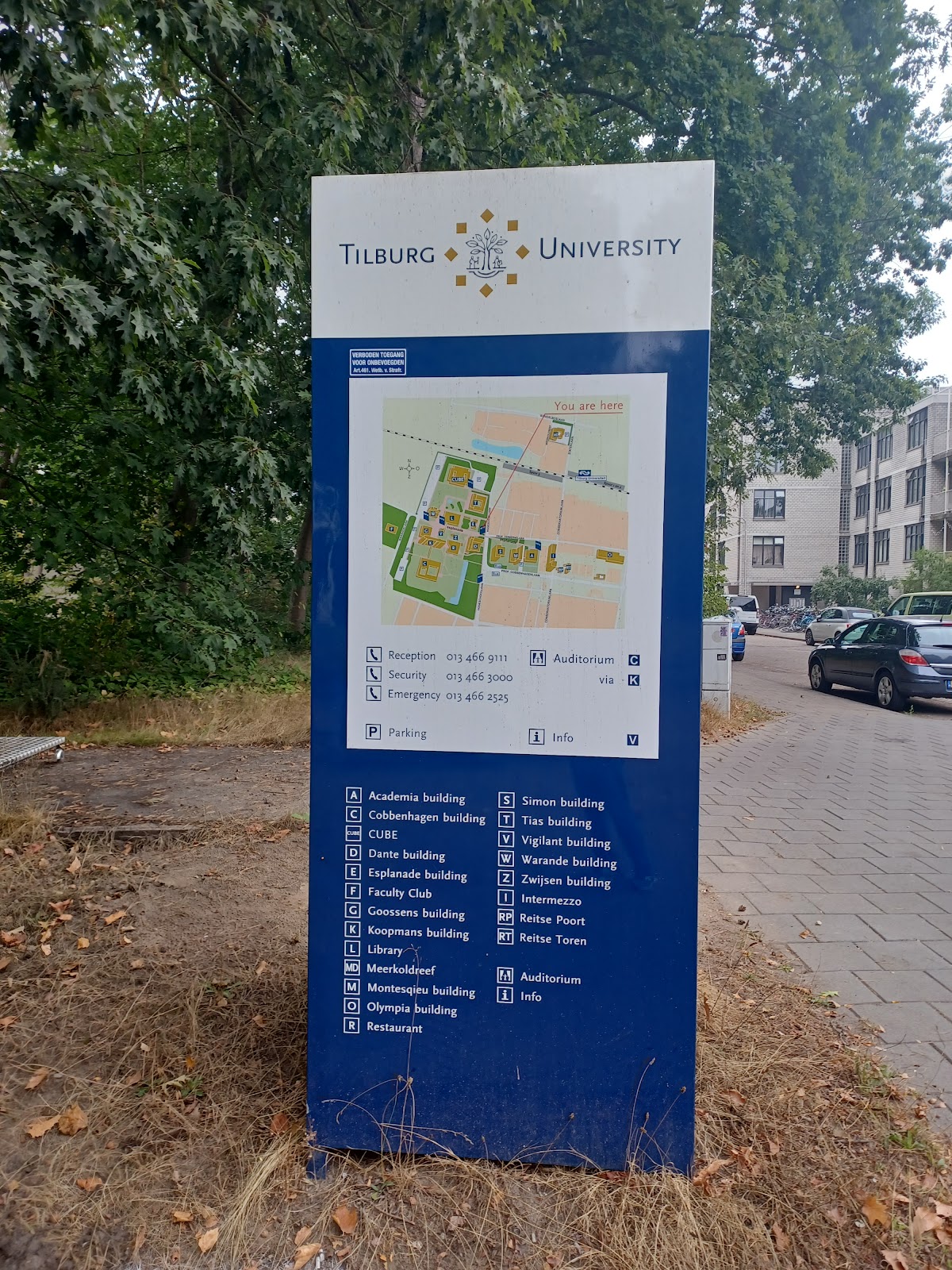 Tilburg University photo 9