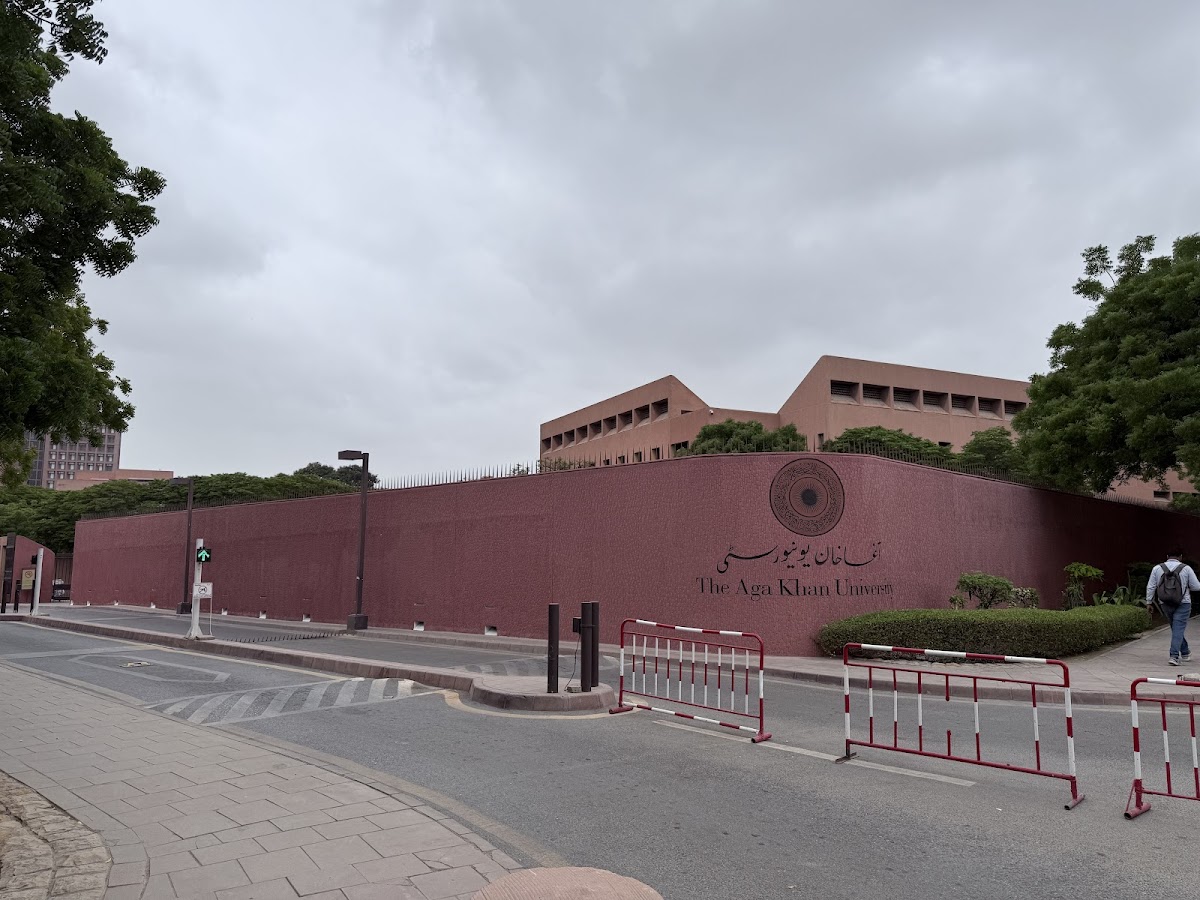 Aga Khan University photo 4